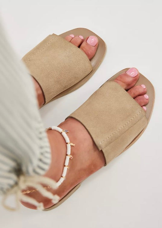 Free People                                                                                         Verona Slide Sandals