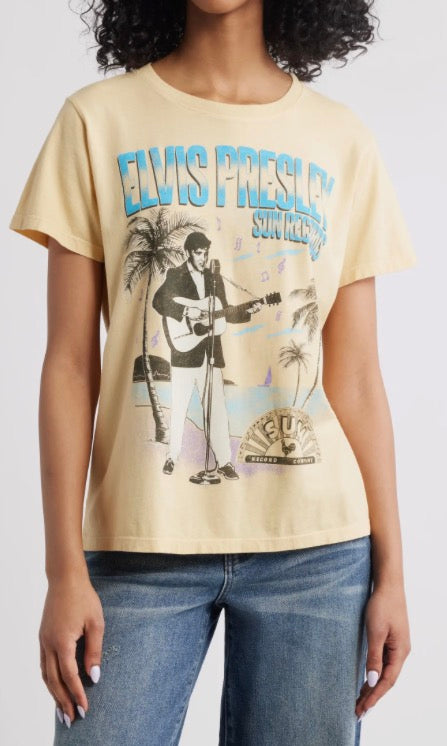 DAYDREAMER                                                                                             Elvis Presley Sun Record T-Shirt