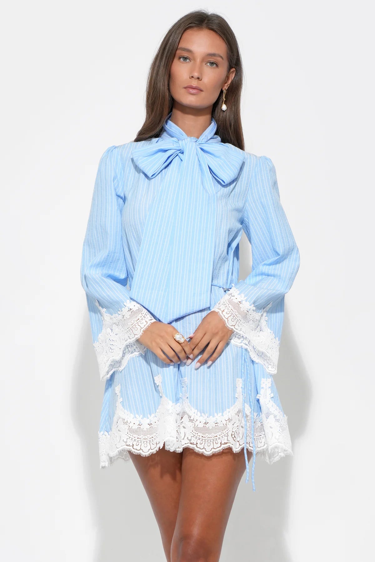 ADELYN RAE
VICTORIA NECK TIE LACE TRIM STRIPE MINI DRESS