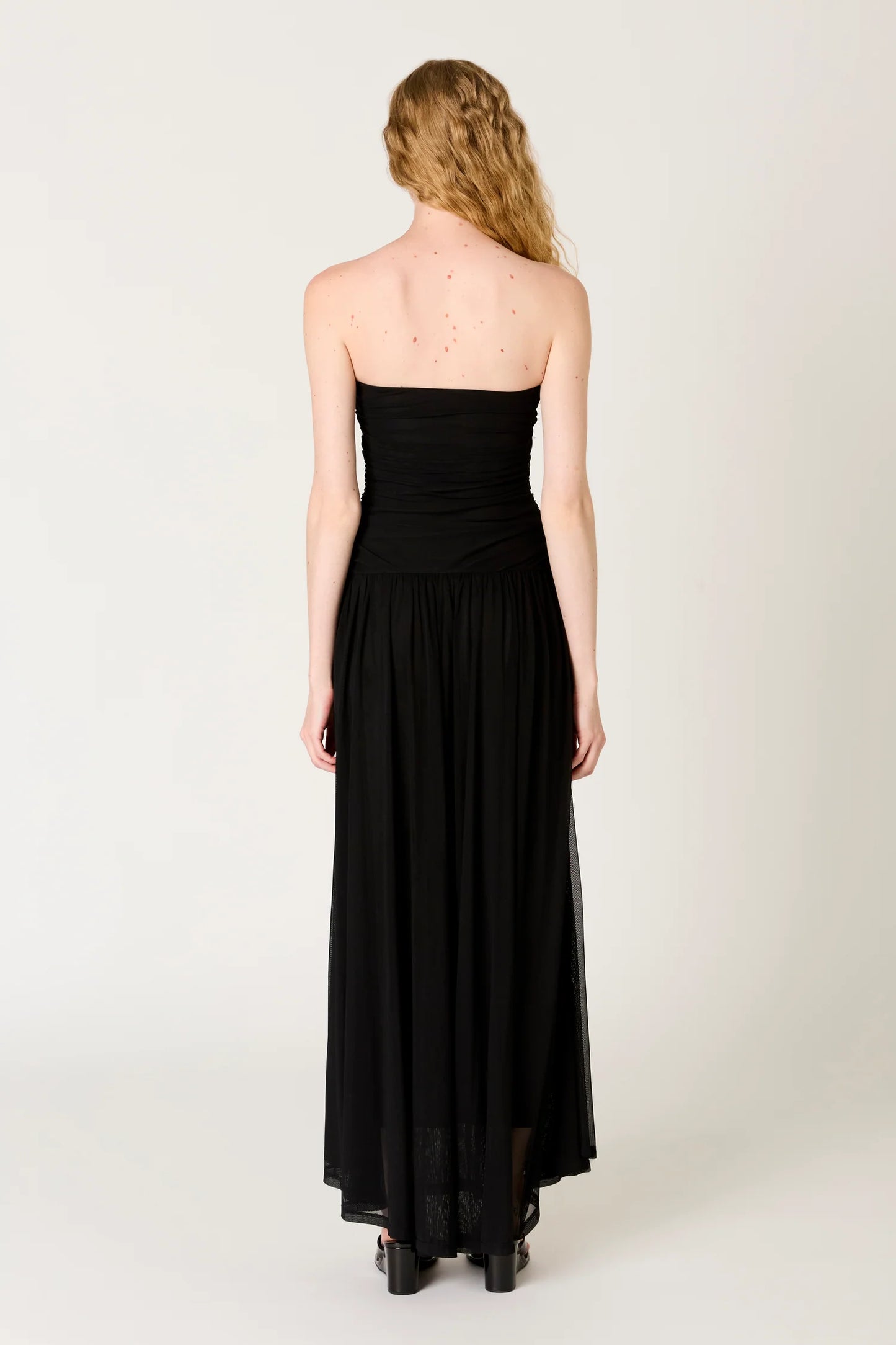 Nia                                                                                                     BEVERLY DRESS