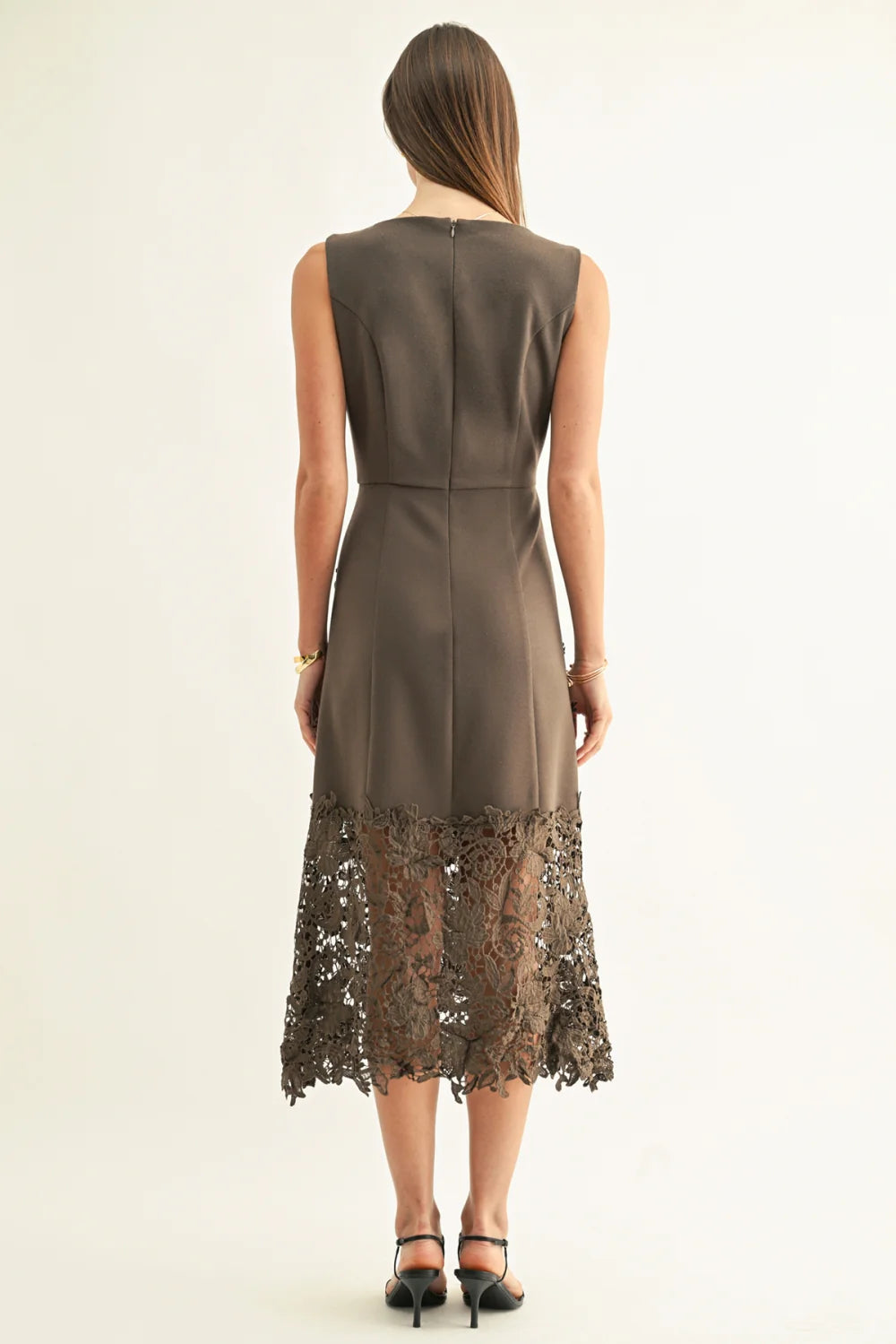 Adelyn Rae                                                                                                              SARA RUFFLED LACE HEM MIDI DRESS